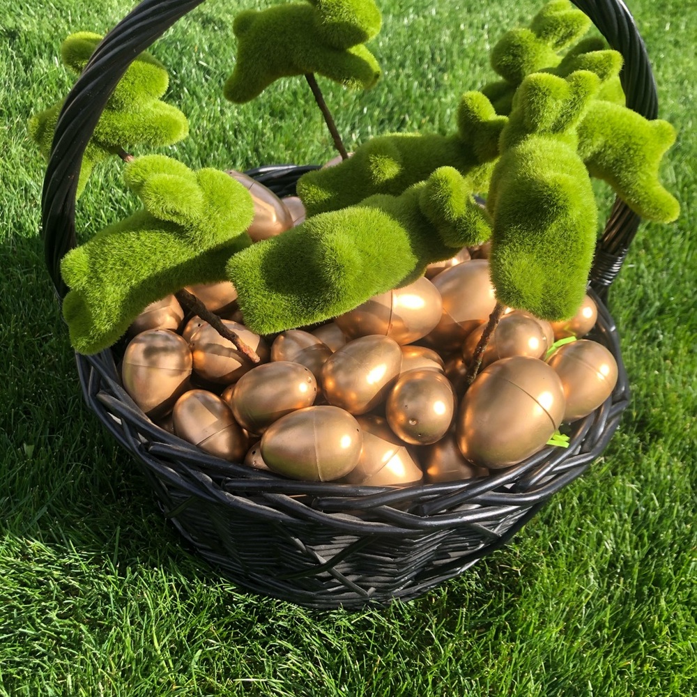 Golden Easter Egg & Bunny Basket - Picture 5 of 7